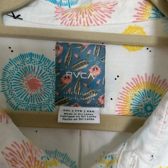 Men’s RVCA button down - Picture 3 of 6